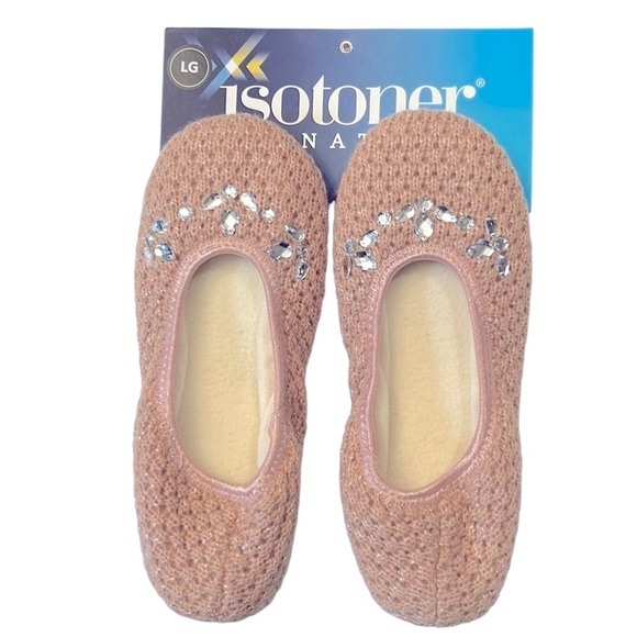 isotoner Shoes - NWT Isotoner Signature Slippers in Sand Size Large (8/9)
